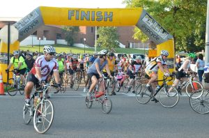 11181282_586773794795838_4466828473927251645_n